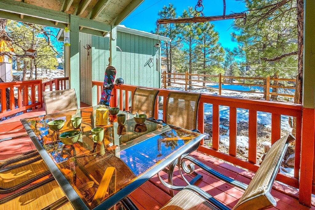 Feiern Sie gemeinsam am Feuer oder besteigen Sie den Berg mit Skiern / Schlitten - super Schnee! in Munds Park, Oak Creek Canyon