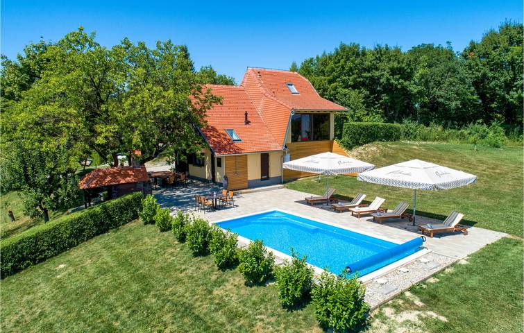 Geräumige 2-Zimmer-Wohnung mit Pool, WLAN und Terrasse in Bedenica, Zagreb und Umgebung