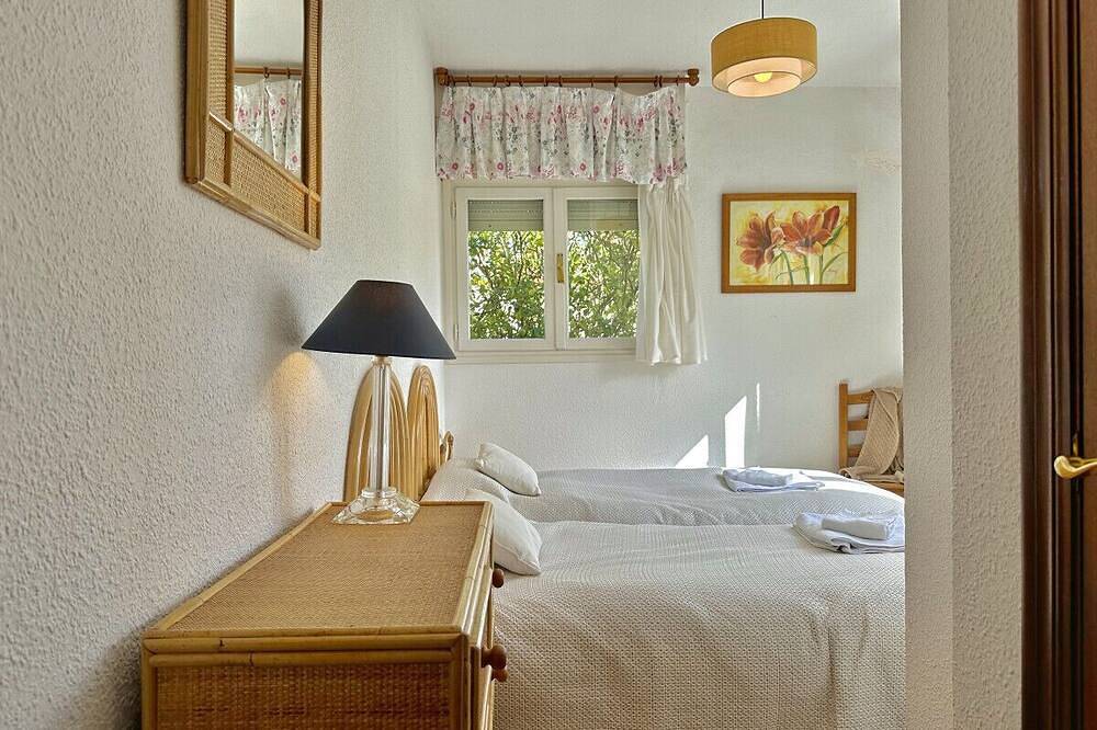 Casa Primera Línea en Berria - Chalet Pitu 17801 in Santoña, Cantabrian Coast