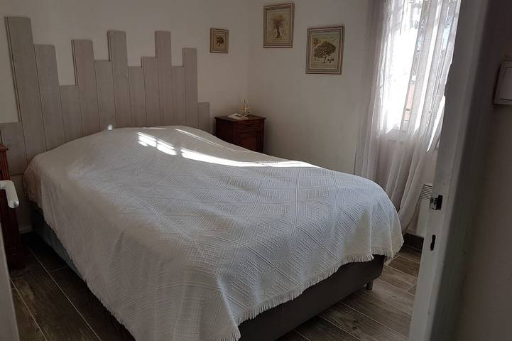 Appartement entier, Loue T3, vue Mer, Proche Plage, Jardin Privatif in Six-Fours-les-Plages, Côte méditerranéenne (France)