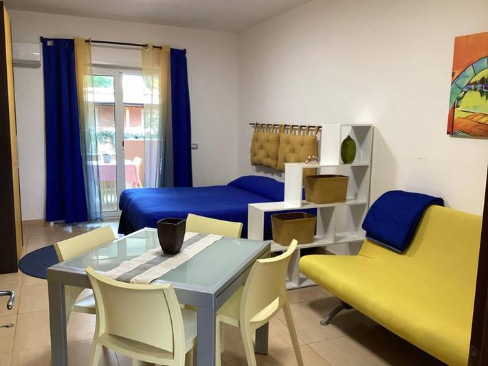 Ferienwohnung für 4 Personen, mit Pool und Terrasse