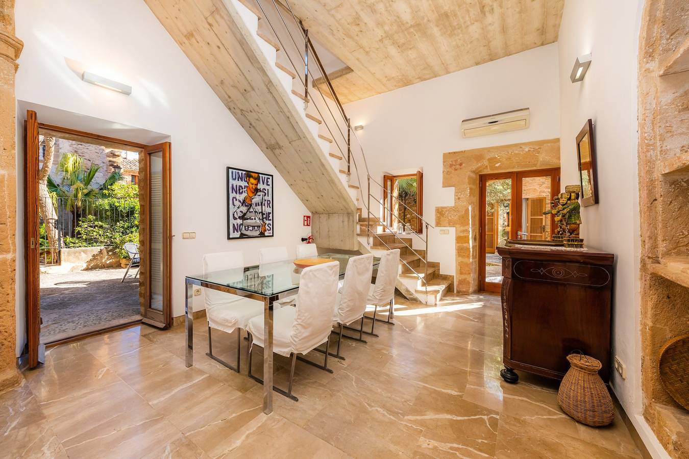 Ferienhaus 'Town House Esglesia 10' mit Privatterrasse, Wlan und Klimaanlage in Alcudia Altstadt, Alcúdia