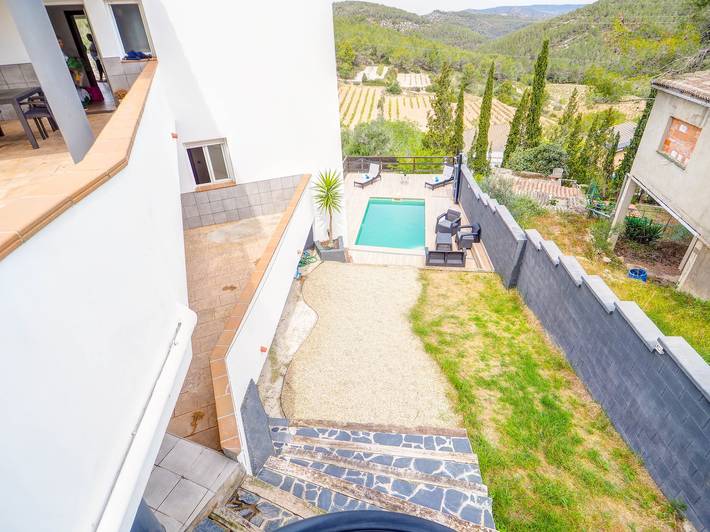 Chalet para 6 personas, con piscina además de balcón y jardín en Garraf - 3