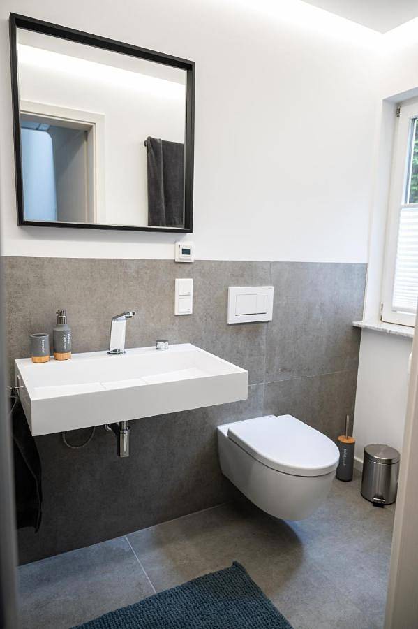 Ferienhaus für 4 Personen, mit Balkon und Terrasse sowie Garten und Ausblick am Edersee - 4
