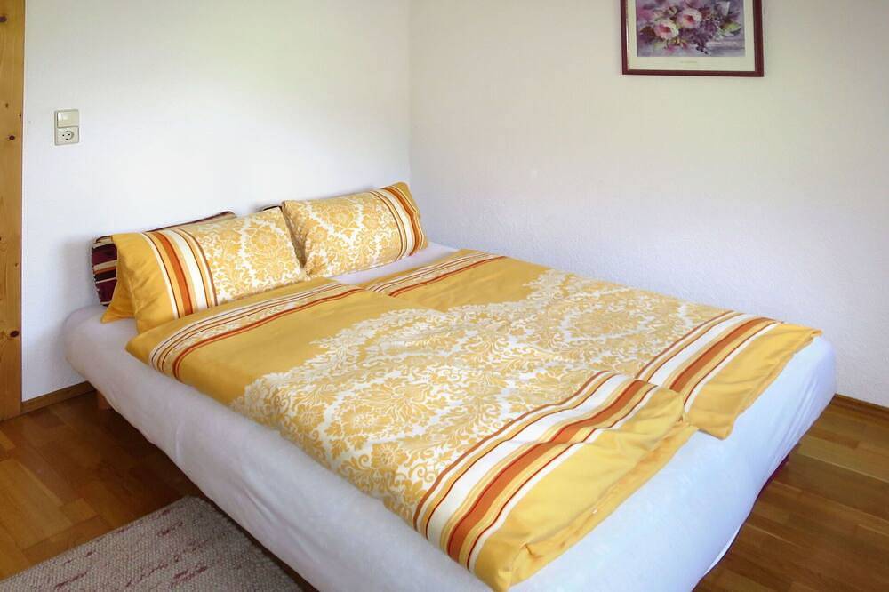 Schitterend vakantiehuis voor 12 personen met Tv en balkon in Hainzenberg, Zillertaler Alpen