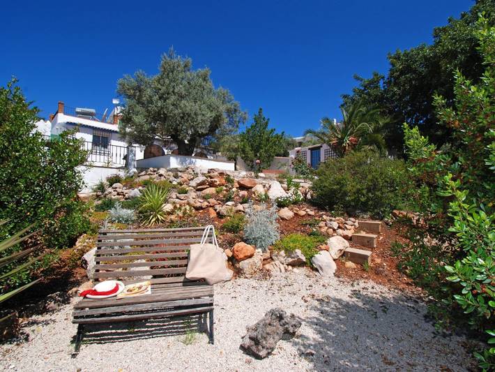 Casa rural para 6 personas, con jardín además de piscina y terraza en Comares - 4