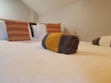 Vacation Rental for 6 Guests in County Down, Ulster, Picture 4