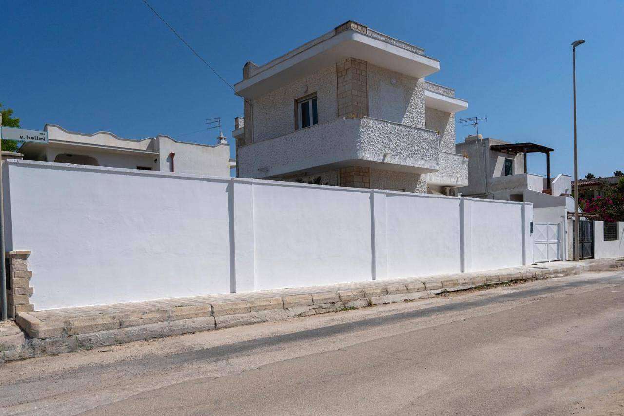Three-Bedroom House in Spiaggia presso le Dune di Campomarino, Campomarino (Puglia)
