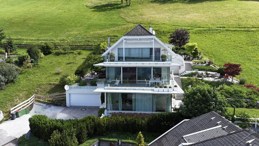 Ferienwohnung für 2 Personen, mit Ausblick und Terrasse sowie Seeblick und Garten - 1
