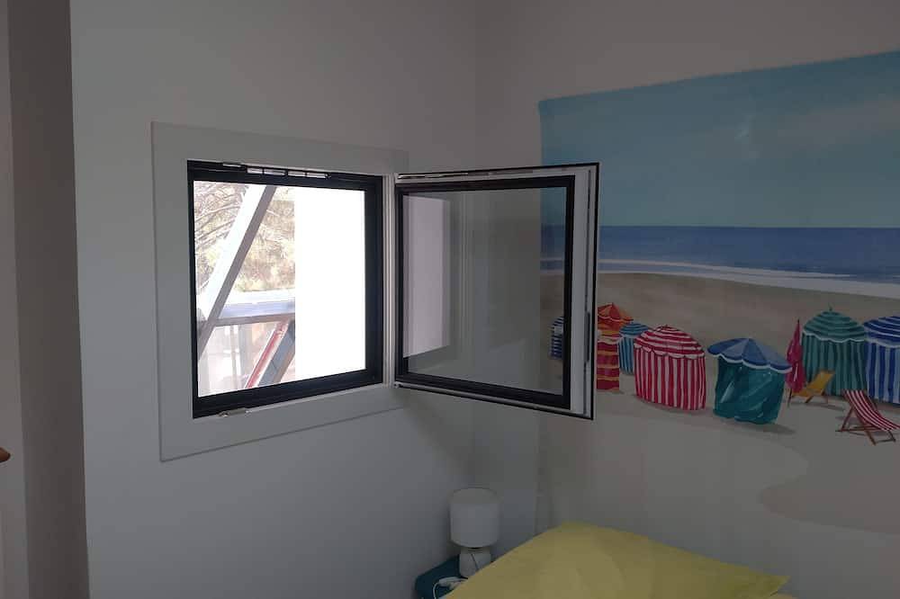 Entire apartment, Duplex studio 2 steps from Carcans-Maubuisson lake in Maubuisson, Carcans