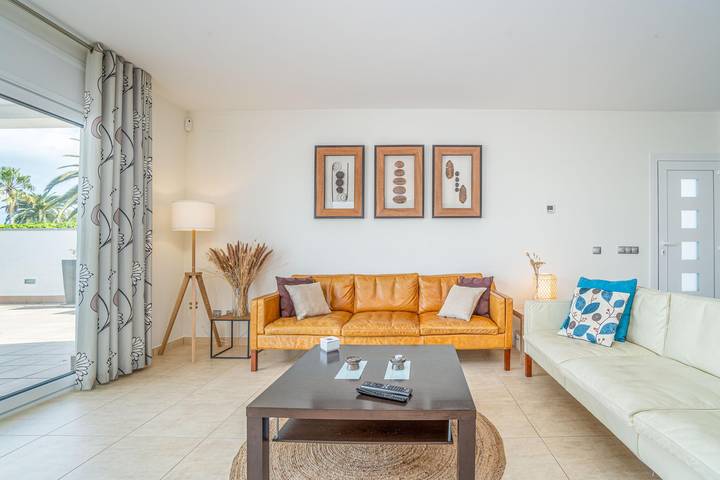 Finca für 8 Personen, mit Ausblick und Terrasse sowie Garten in Empuriabrava - 4