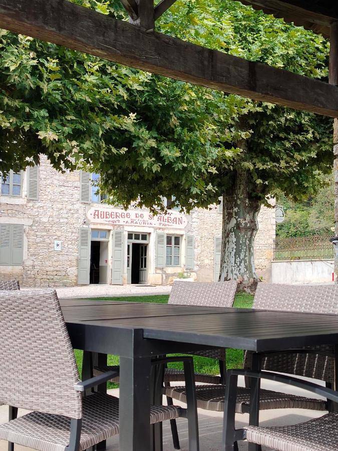 Gite Les Platanes in Lhuis, Belley