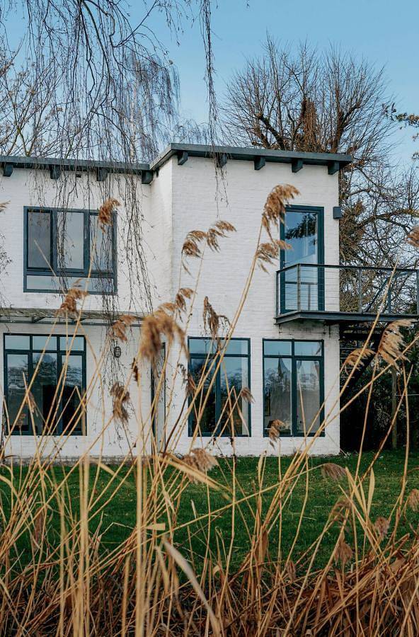 Ferienwohnung für 2 Personen, mit Terrasse und Seeblick sowie Garten und Ausblick am Schwielowsee