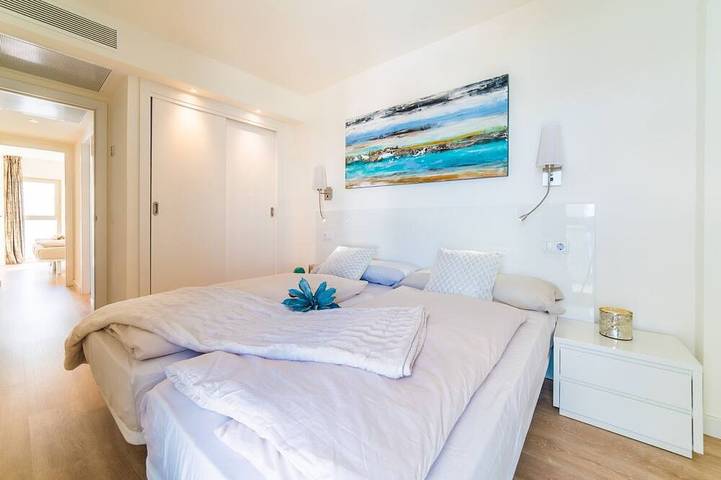 Ganze Wohnung, Cala Millor, schöne Fewo, 6 Etage , 2Sz, Meerblick, Direkt am Strand Wifi in Cala Millor, Sant Llorenç des Cardassar