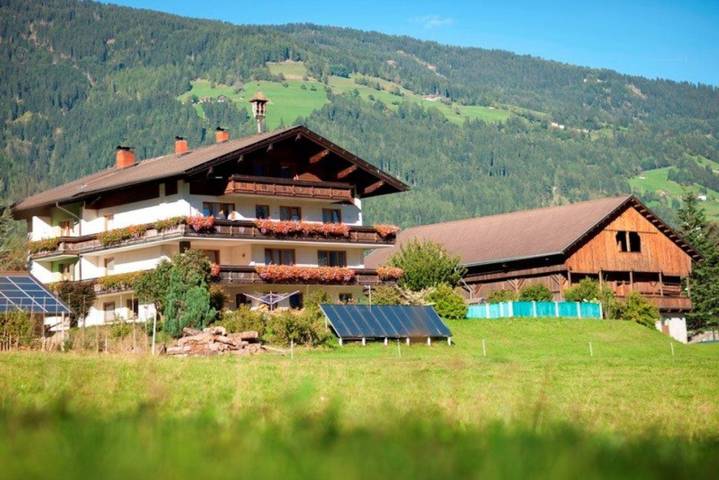 Ferienwohnung für 2 Personen, mit Balkon in Lienz