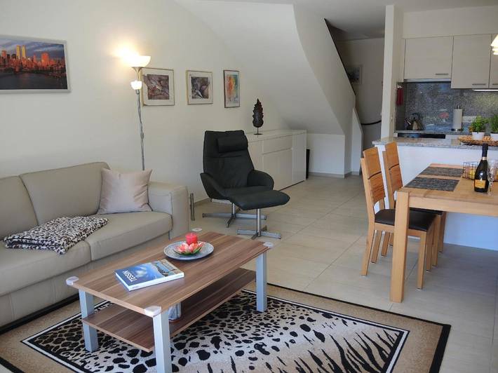 Appartement entier, Appartement de vacances pour 4 personnes avec piscine in Ascona, Alpes tessinoises