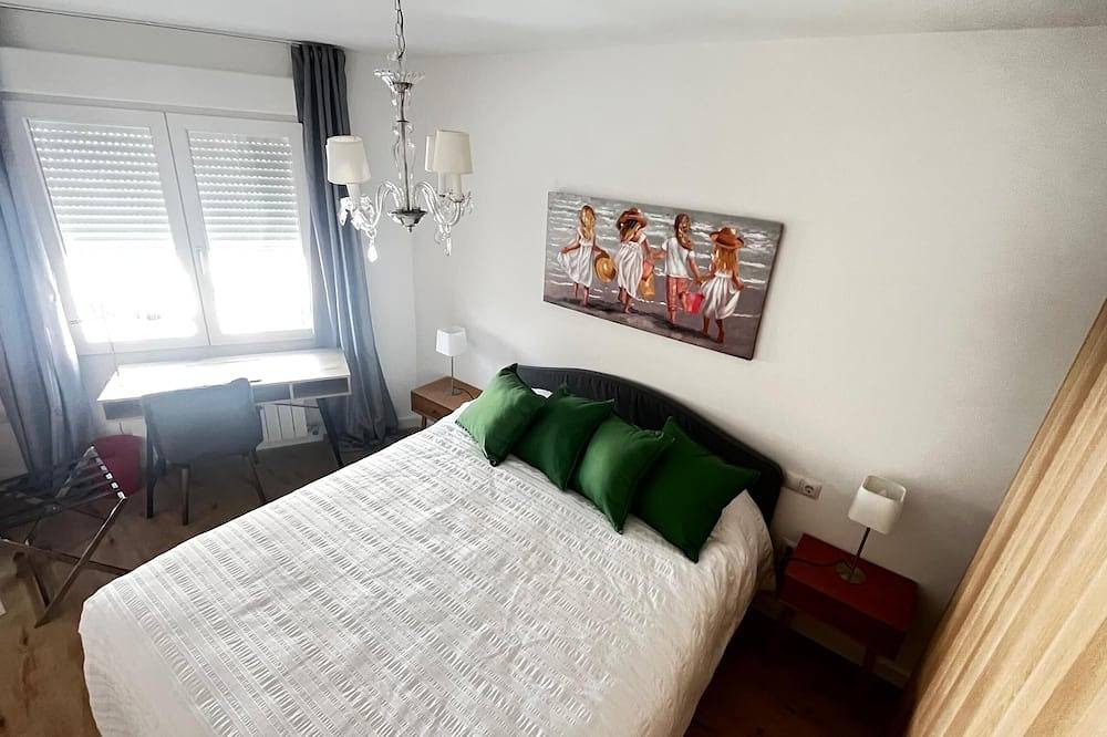 Entire apartment, Our apartment has been prepared to offer you an unforgettable stay. in Zamora, Zamora Province