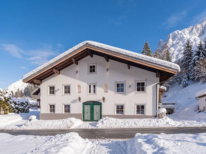 Ferienhaus für 26 Personen, mit Terrasse und Garten sowie Sauna in Biberwier