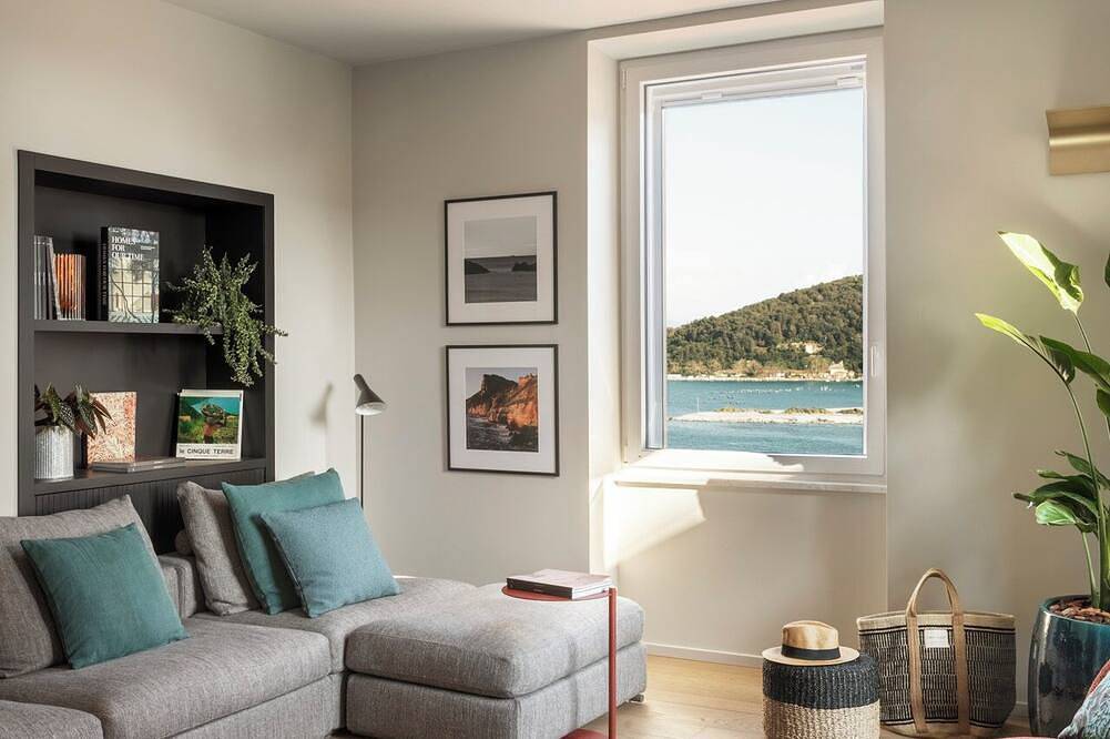 Entire apartment, San Pietro Terrace By The Sea Seafront Luxury Terrace Apartment - Portovenere in Portovenere, Porto Venere Municipality