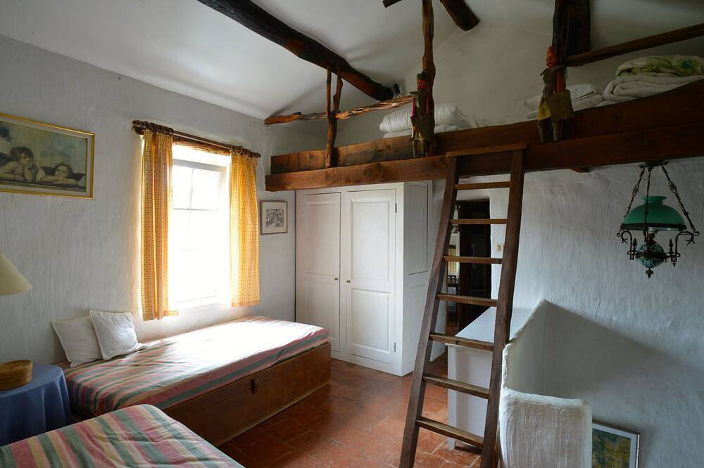 Vakantiehuis met een Fantastisch Uitzicht Over de Vallei en de Rivier de Orb in Vieussan, Béziers und Umgebung