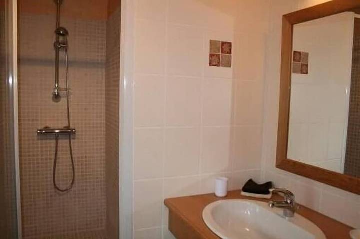 Location de vacances pour 4 personnes, avec Jardin dans Orval-sur-Sienne - 4