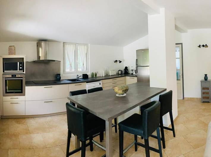 Location de vacances pour 3 personnes, avec jardin à Caseneuve - 3