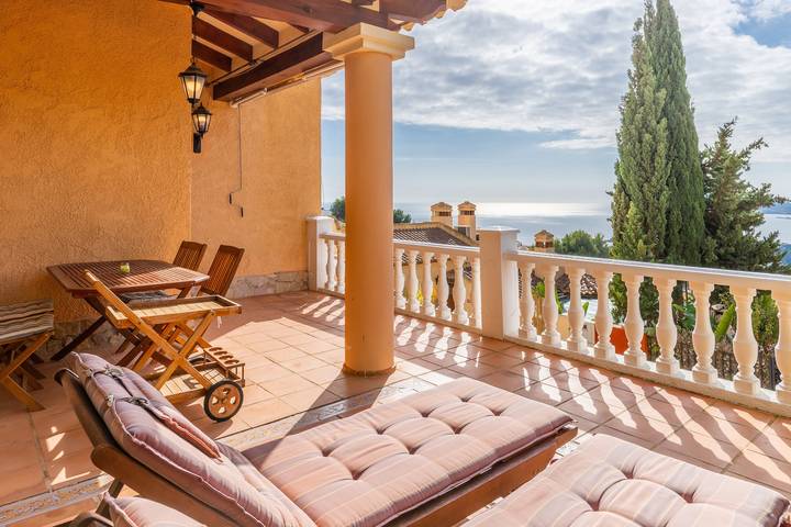Villa per 5 persone, con Balcone e Giardino nonché Piscina per bambini