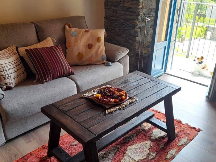 Entire holiday apartment, Apartment 2 rooms Center, Fireplace, Balcony, Views & Wi-Fi in Osséja, Parc naturel régional des Pyrénées catalanes