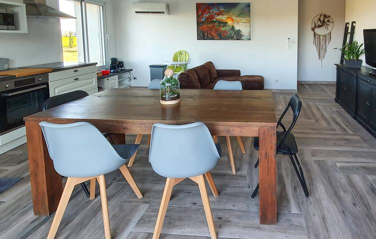 Location de vacances pour 4 personnes, avec jardin ainsi que piscine et terrasse à Rochegude - 3