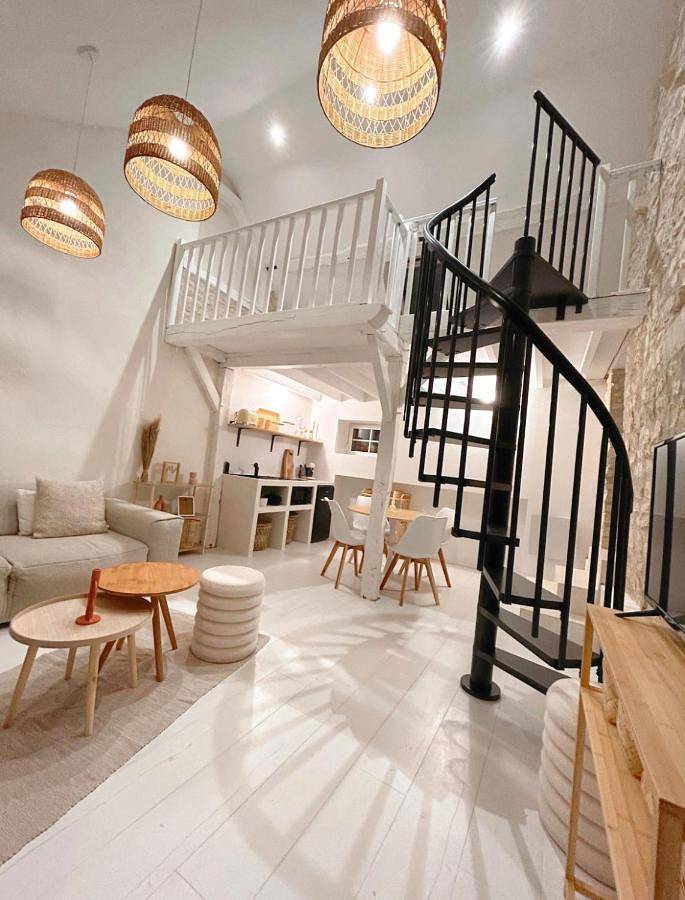 Gîte pour 4 personnes, avec vue et balcon dans Val De Mercy