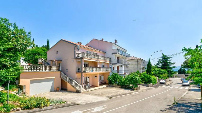 Ferienwohnung für 4 Personen, mit Terrasse in Crikvenica