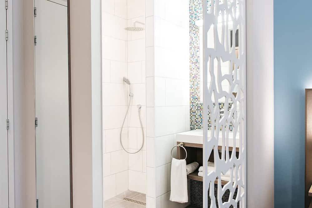 Ganze Wohnung, Easy Comfort with Quick Access to Attractions! Onsite Dining and Parking! in Weert, Limburg (Niederlande)