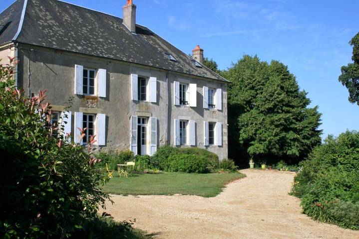 Cottage pour 4 personnes, avec jardin à La Guerche-sur-l'Aubois