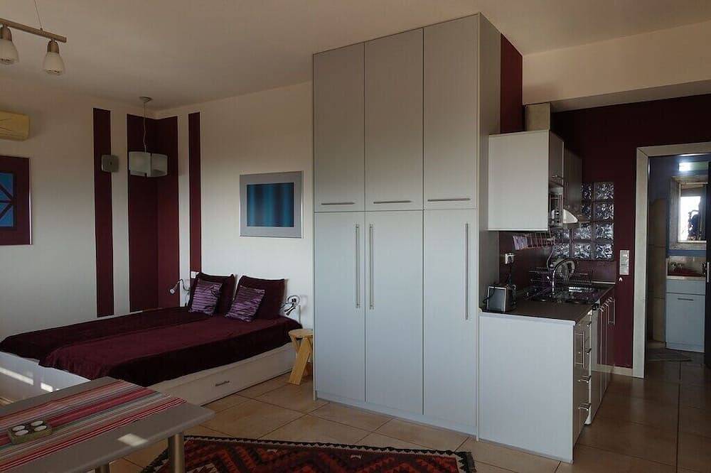 Ganze Wohnung, Villa-Studio in Ferma mit Meerblick, stilvoll, Strandnaehe, Terrasse, Garten in Ferma, Lasithi