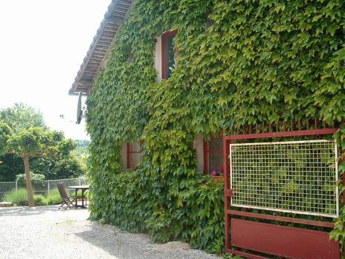 Gîte pour 4 personnes, avec piscine, animaux acceptés dans Beyssac
