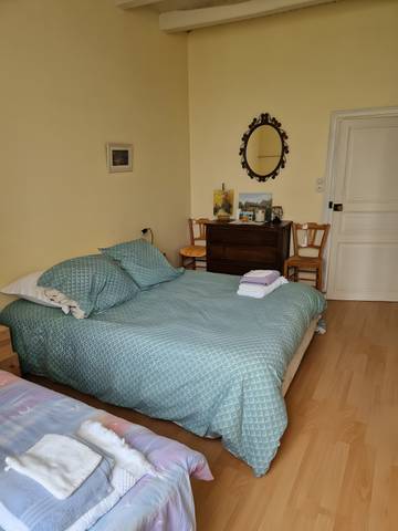 Chambre D’hôte pour 3 Personnes dans Loiré-sur-Nie, Région de Saint-Jean-d'Angély, Photo 1