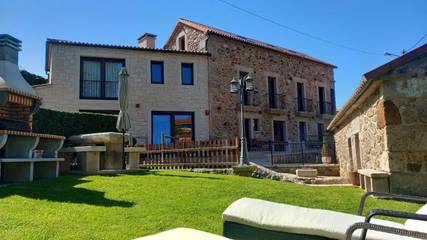 Maison d’hôte pour 2 personnes, avec jardin et jacuzzi à Muxía