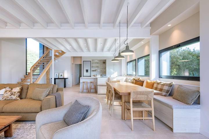 Location de vacances pour 7 personnes, avec jardin et piscine à Tréméoc - 4