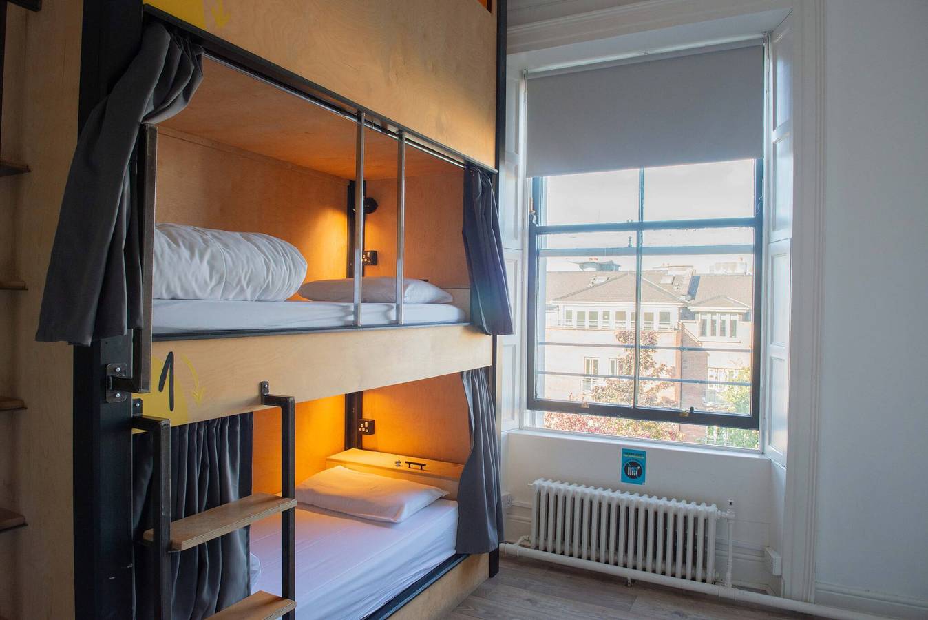 Entire apartment, Shared beds in hostel for two in Dublin, County Dublin