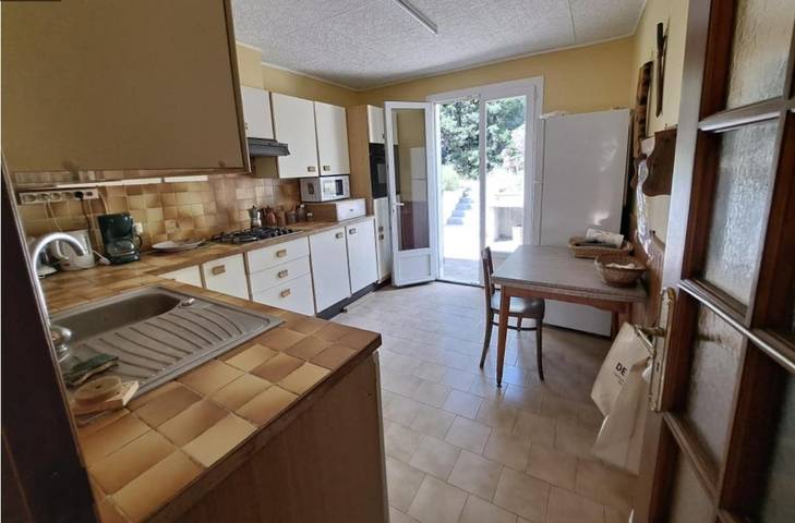 Location de vacances pour 4 personnes, avec terrasse dans Grotte des Demoiselles