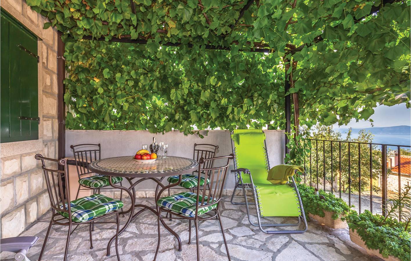 Maison de vacances pour 4 personnes avec terrasse in Tučepi, Makarska Riviera