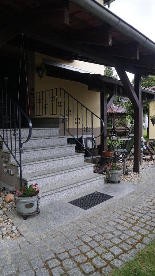 Ferienwohnung für 4 Personen, mit Terrasse und Garten in Schöneiche bei Berlin