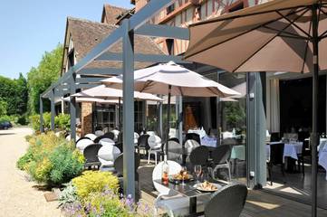 Hôtel pour 3 personnes, avec terrasse et jardin à Cloyes-sur-le-Loir