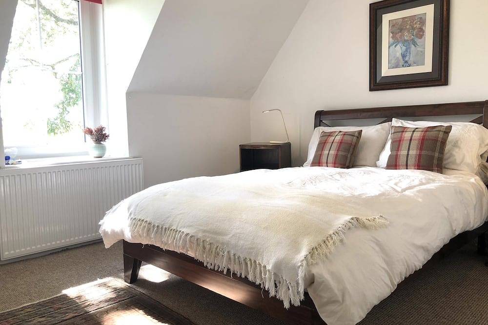 Stunning Highland retreat in peaceful glen near Dornoch in Highlands