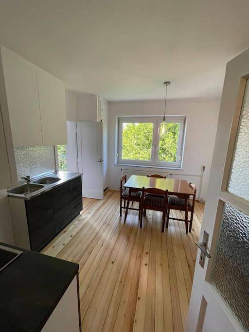 Apartamento de vacaciones para 5 personas, con vistas y balcón - 1