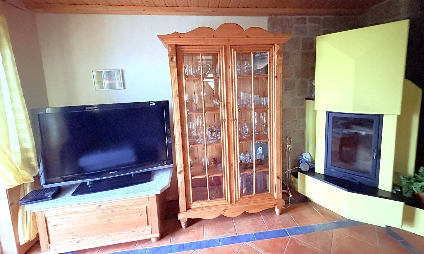 Entire apartment, Terrassenwohnung für 2 Personen mit Kamin, Wasserblick und Strandzugang in Wiek, Ruegen