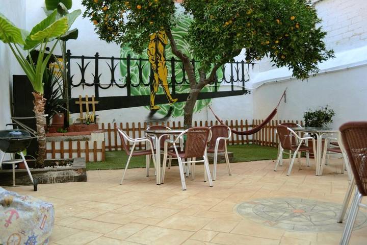 Auberge pour 3 personnes, avec jardin et terrasse