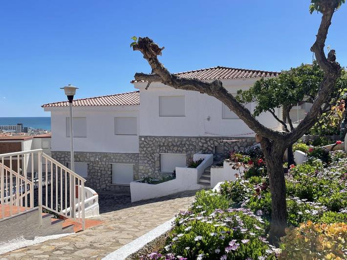 Chalet para 6 personas, con Terraza además de Jardín y Piscina en Provincia de Castellón - 2