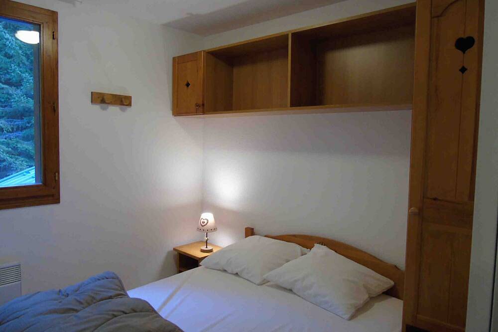 Entire apartment, Cozy apartment in Valfréjus, near lifts in Valfréjus, Modane