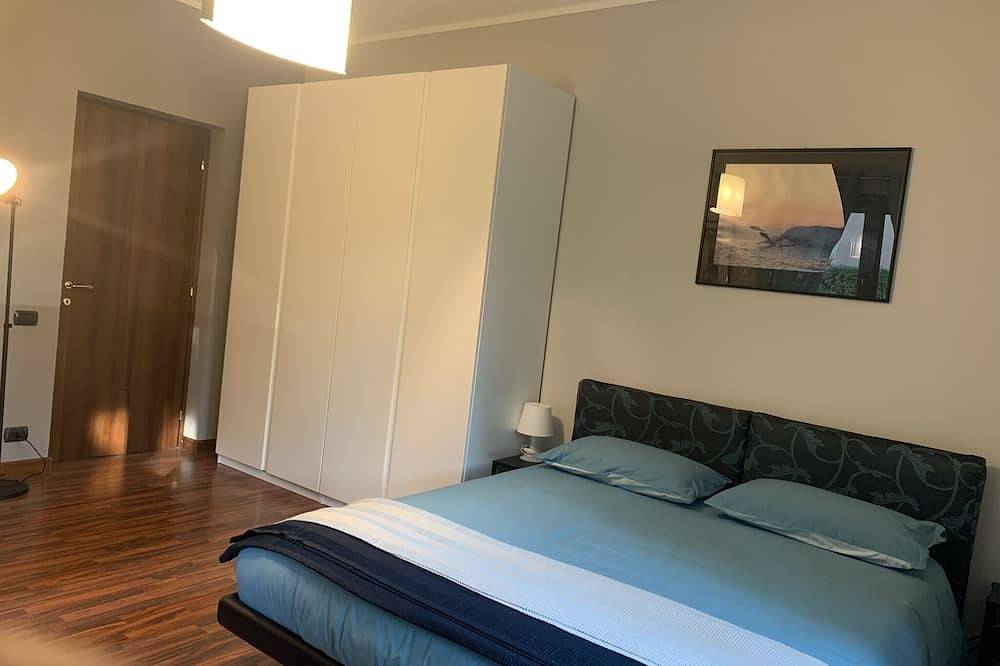 4 Bikers Apartment, Varese City, 5''Uni & Krankenhaus in Varese, Varese Provinz